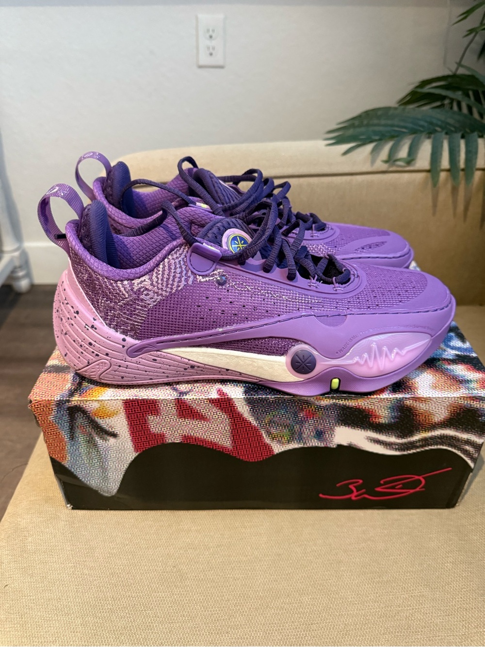 WAY OF WADE WITH BOX WORN 2 HOURS